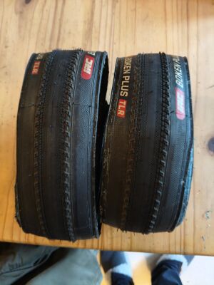 IRC Boken plus 32C Tubeless tyres | Road Bike Tyres | Bike Hub