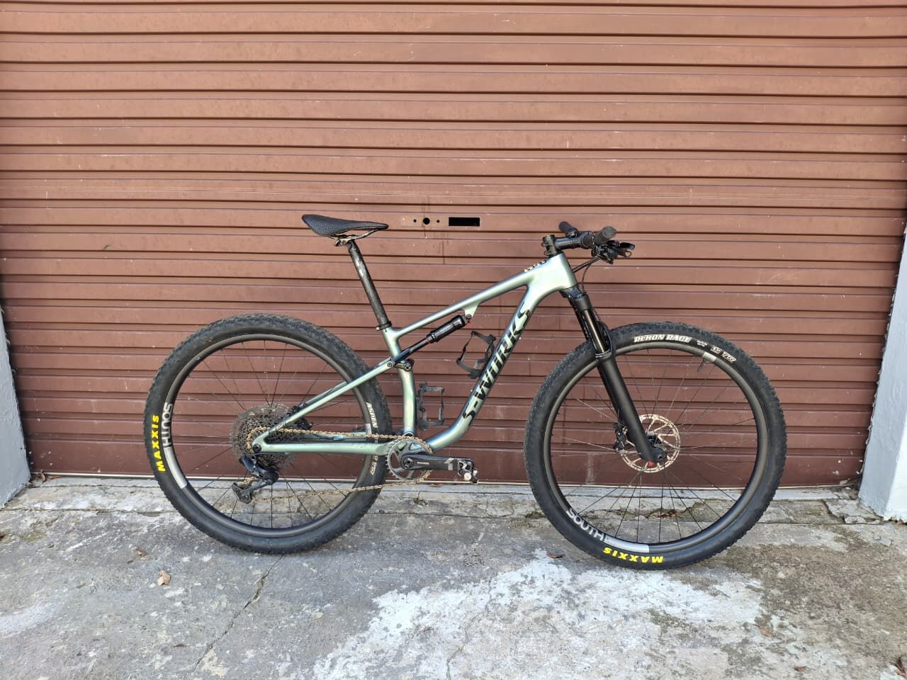 Specialzed S-works Epic Small_Fluid chameleon | Dual Suspension