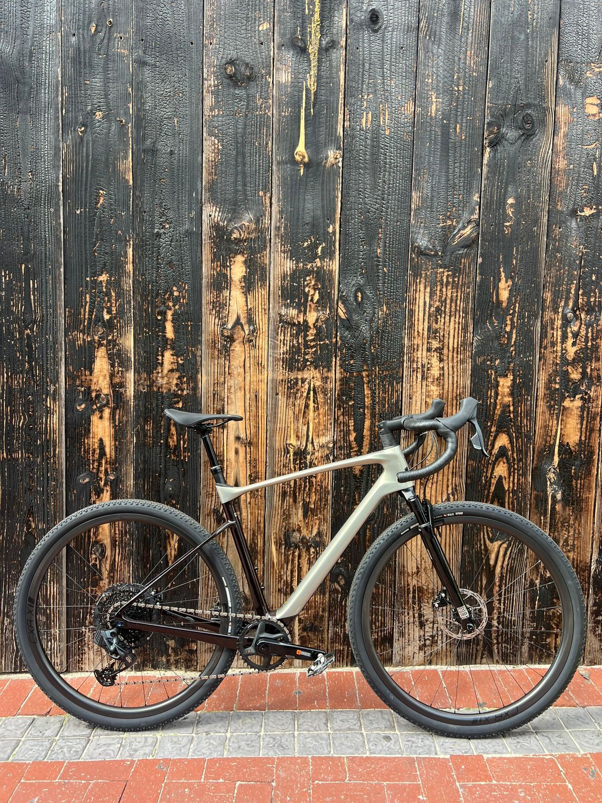 BRAND NEW Giant Revolt X Advanced Pro 1 | Gravel Bikes | Bike Hub