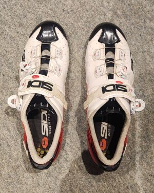 ウェア SIDI WIRE 41.5 Sidi Wire Carbon Road Shoes 44 | Shoes | Bike Hub
