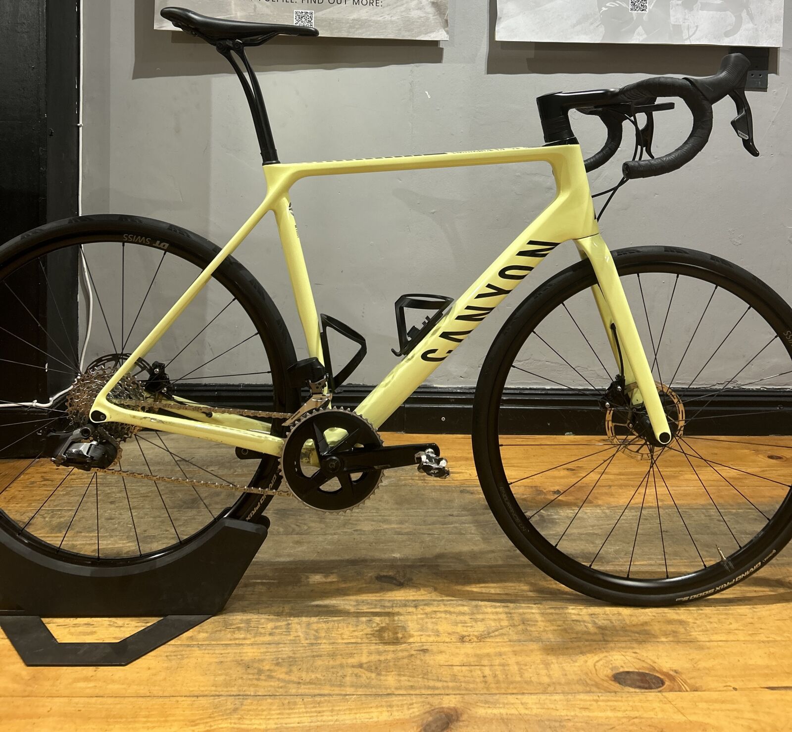 CANYON Endurace CF SLX 7 eTap - LARGE | Road Bikes | Bike Hub