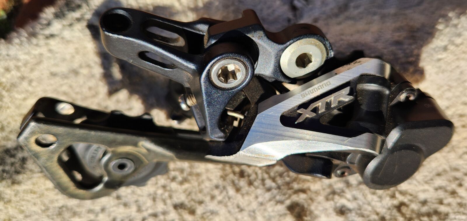 Shimano XTR M985 10 speed Rear Derailleur | Rear Derailleurs