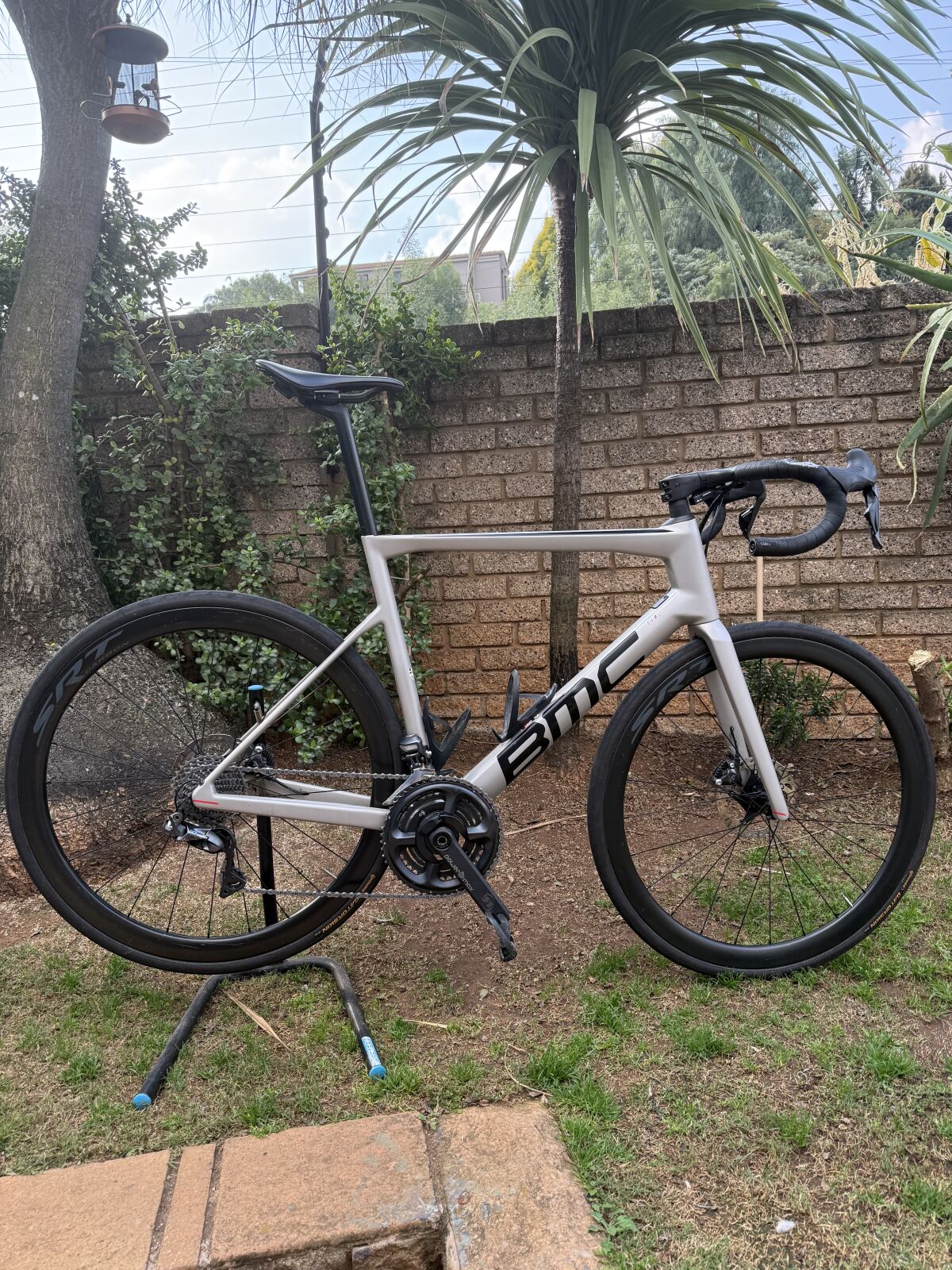 BMC SLR Five | 2024 | Road Bikes | Bike Hub