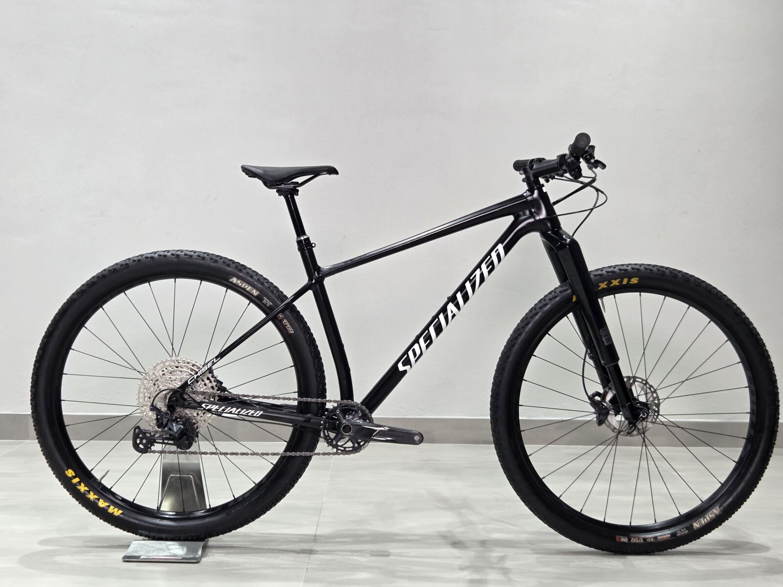 SPECIALIZED CHISEL (L) **SOLD** | Hardtail Mountain Bikes | Bike Hub
