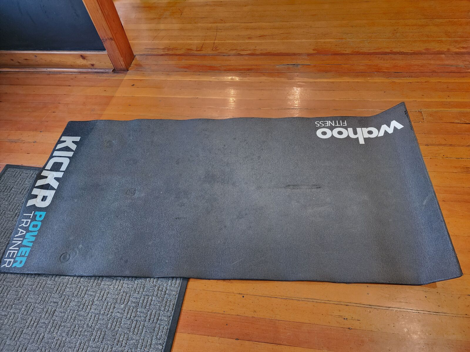 Wahoo Kickr Mat | Indoor Trainers & Accessories | Bike Hub