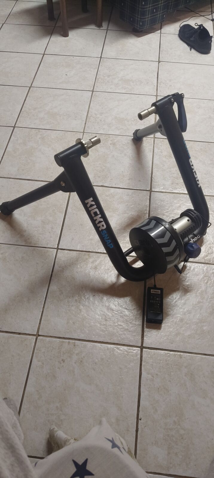 KickR Snap | Indoor Trainers & Accessories | Bike Hub