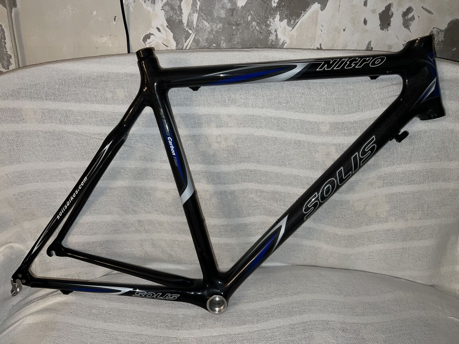 Solis Bike Racks Solis Carbon Frame | Road Bike Frames | Bike Hub