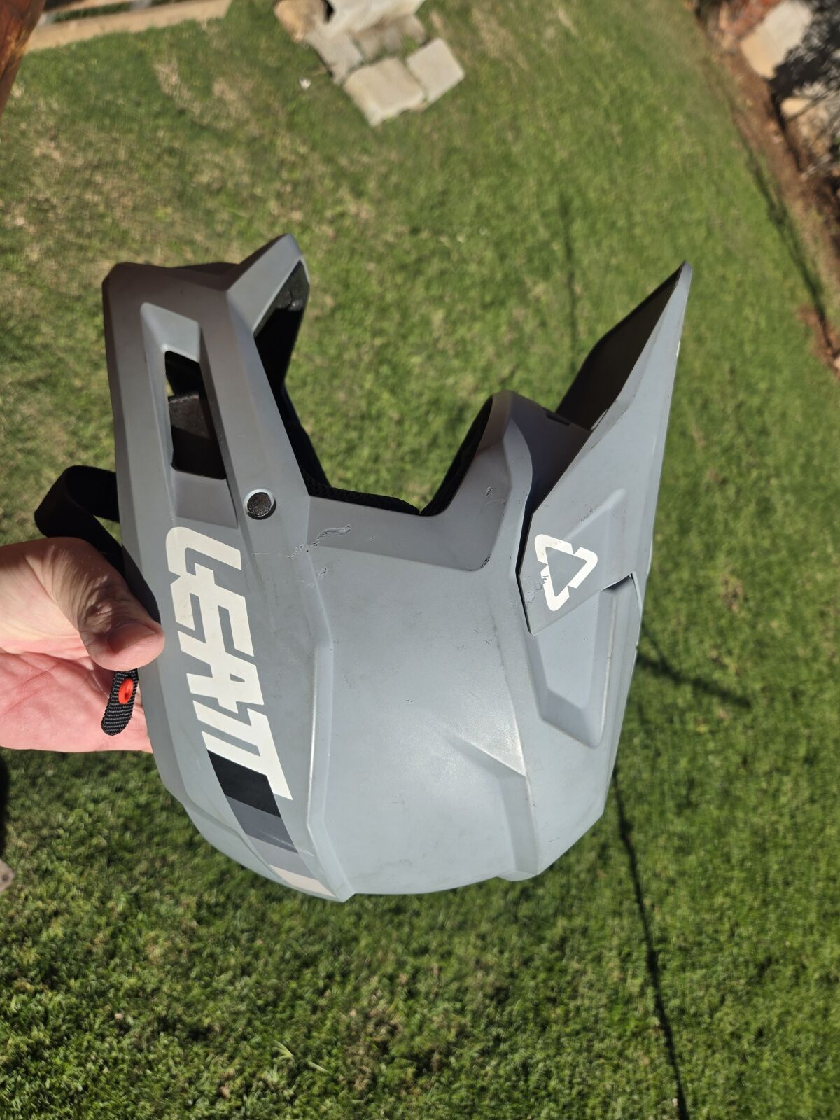 LEATT Gravity 1.0 | Bells & Mirrors | Bike Hub