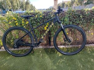 Trek Marlin 4 (M/L) | Hardtail Mountain Bikes | Bike Hub