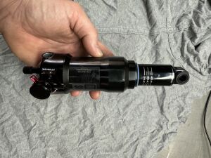 Rock Shox Deluxe RL shock | Rear Shocks | Bike Hub