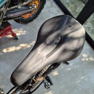Specialized Phenom Comp W/Mimic - 143mm (new) | Saddles | Bike Hub
