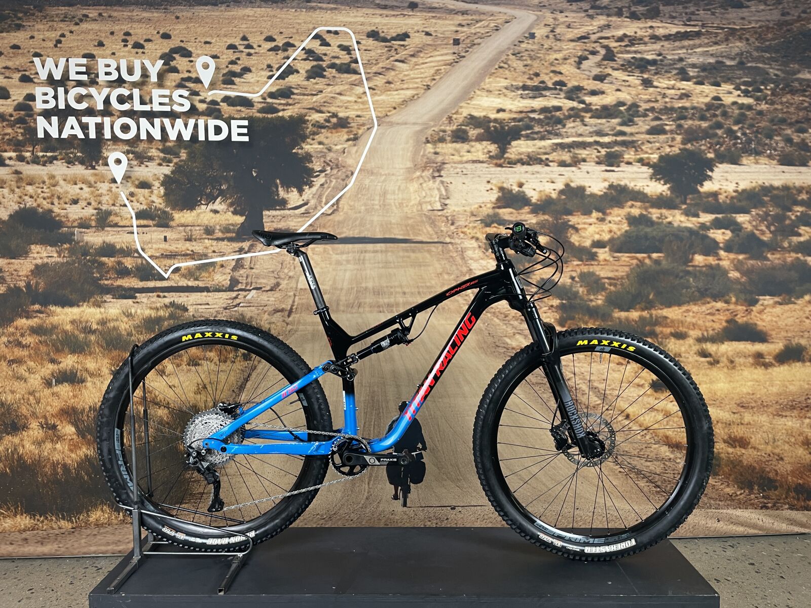 Titan Racing Cypher (L) BMS186-Make us an Offer | Dual Suspension