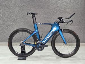 Bianchi D2 Crono Mono-Q Aero | Triathlon & Time Trial Bikes | Bike Hub