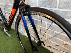 Giant Contend Large Black/Orange/Blue | Road Bikes | Bike Hub