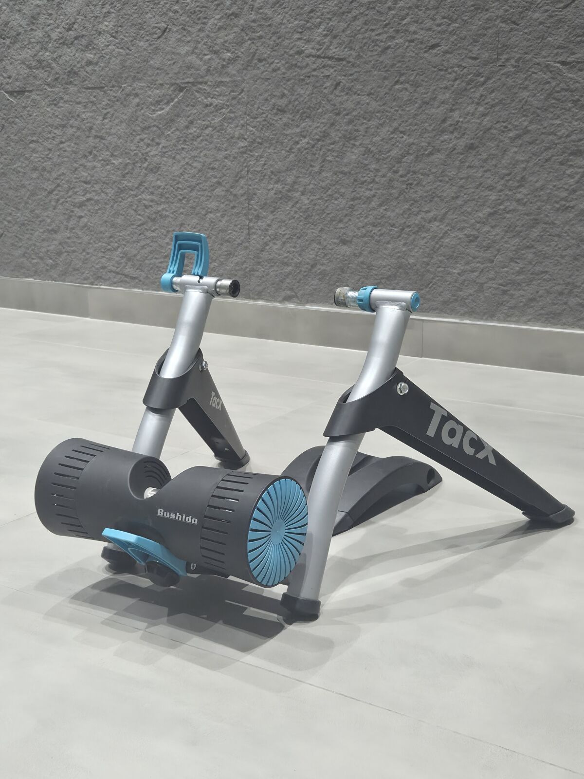 Tacx Bushido Indoor Trainer | Indoor Trainers & Accessories | Bike Hub