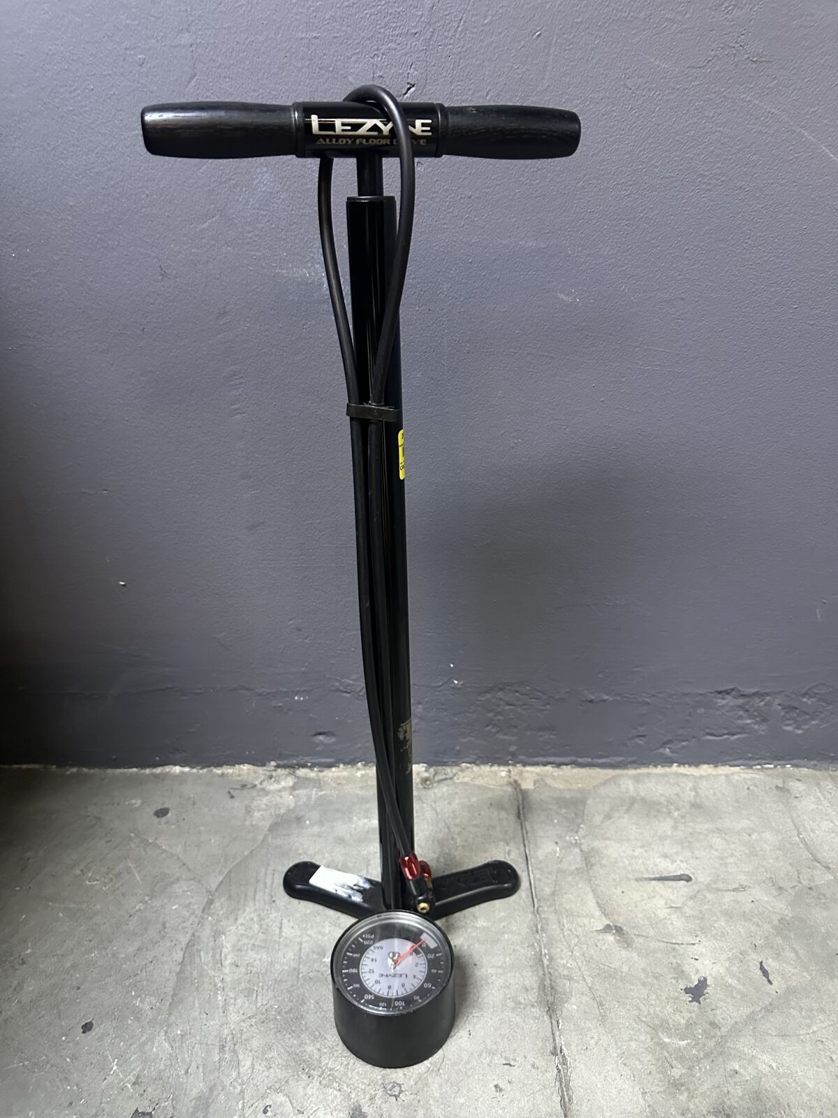 LEZYNE Alloy Floor Drive 3.5 High Pressure | Pumps | Bike Hub