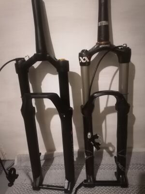 Bontrager Race X Lite Switchblade | Mountain Bike Forks | Bike Hub