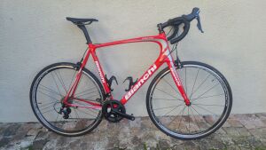 Bianchi Intenso 60cm | Road Bikes | Bike Hub