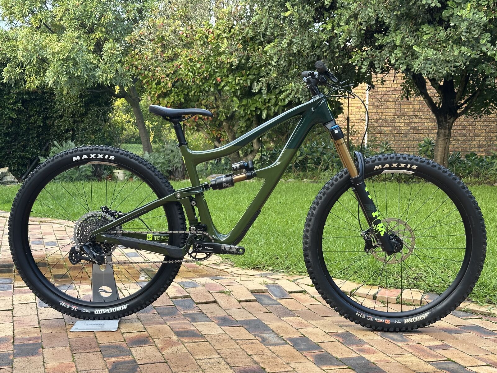 Ibis Ripmo v2S | Dual Suspension Mountain Bikes | Bike Hub