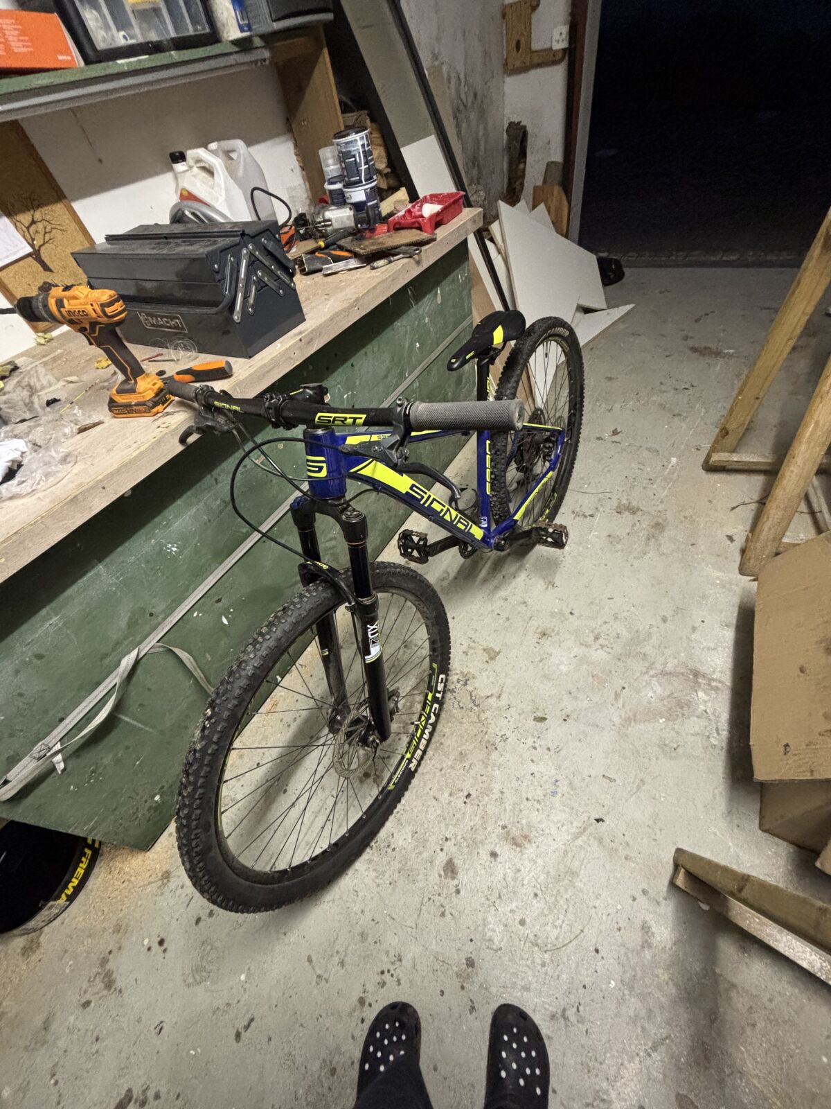 Signal s390 | Dirt Jump Bikes | Bike Hub