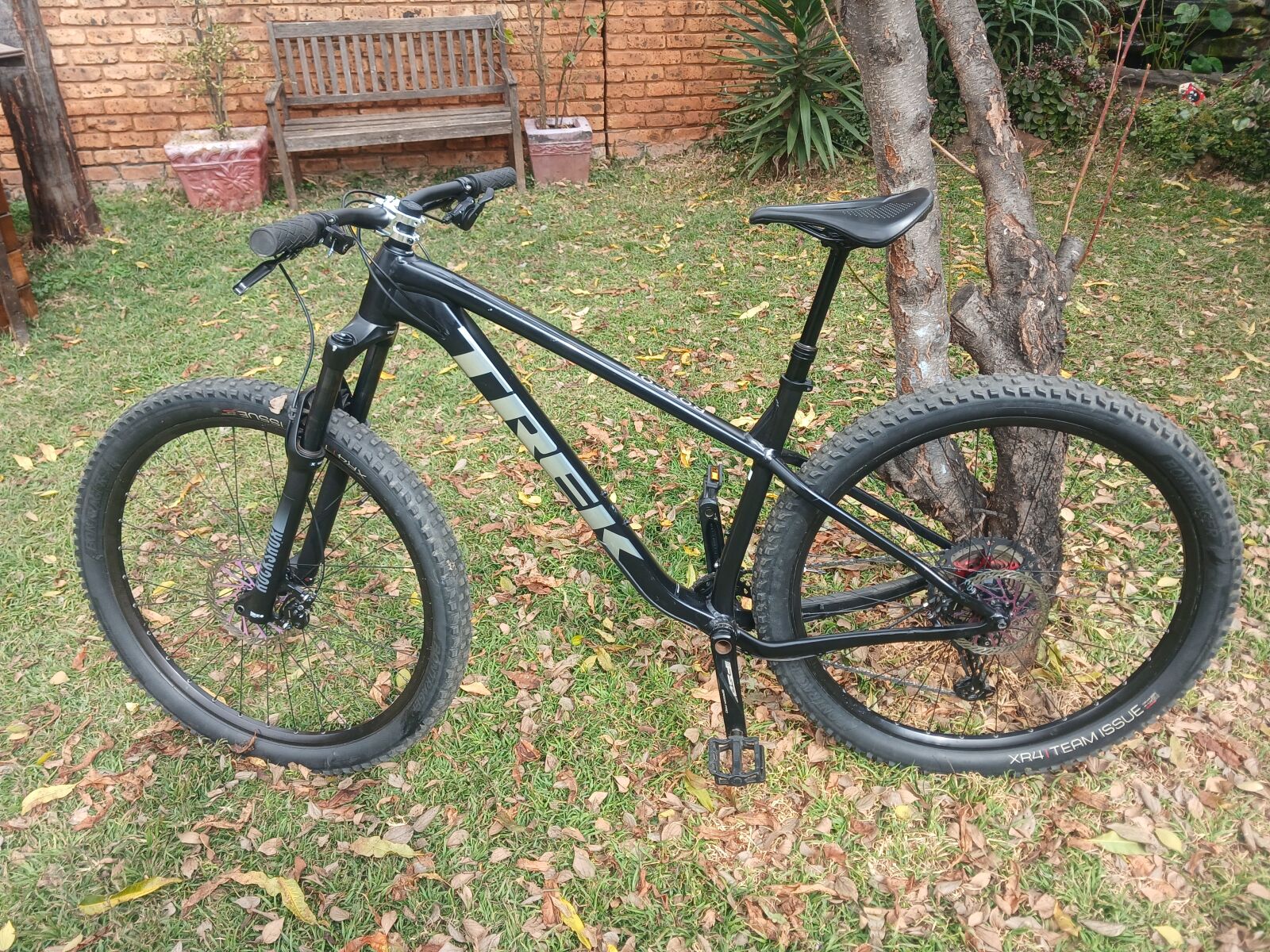 Trek Roscoe 7 | Hardtail Mountain Bikes | Bike Hub