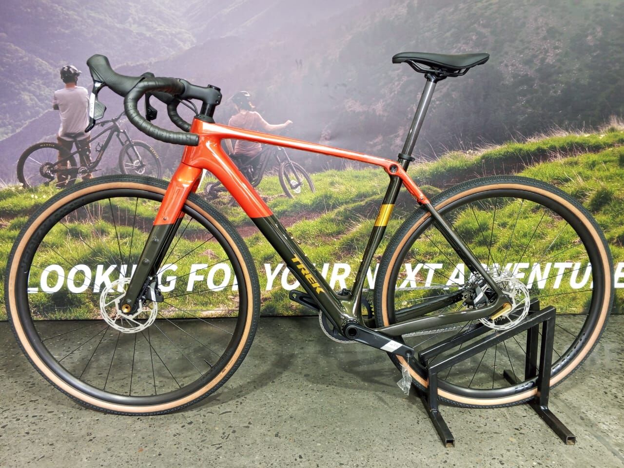 TREK Checkpoint SL5 AXS | Gravel Bikes | Bike Hub