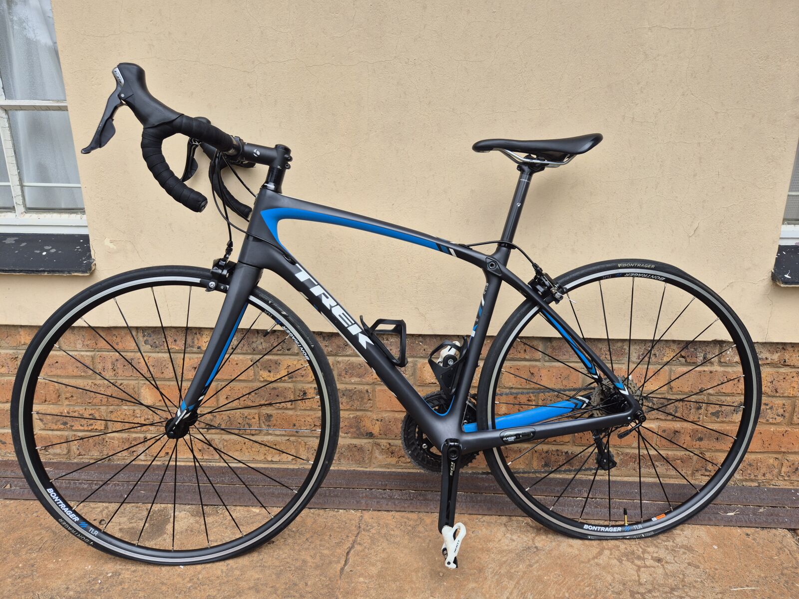 Trek Silque S 5 Womens Carbon Road Bike | Road Bikes | Bike Hub