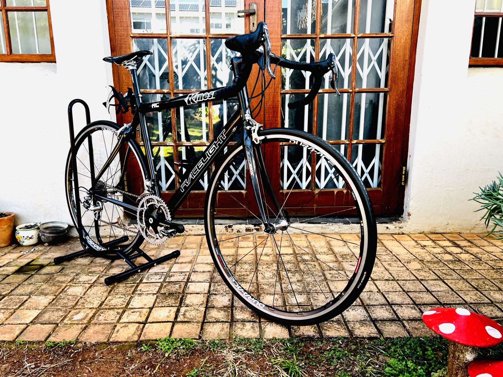 caribou 専用 BRIEFING KINASH CYCLE Kinesis RC2 54cm + Carbon Wheels 10 SPD Chorus | Road Bikes | Bike Hub