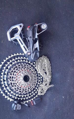 Campagnolo 80th anniversary Ltd edition Groupset. | Complete