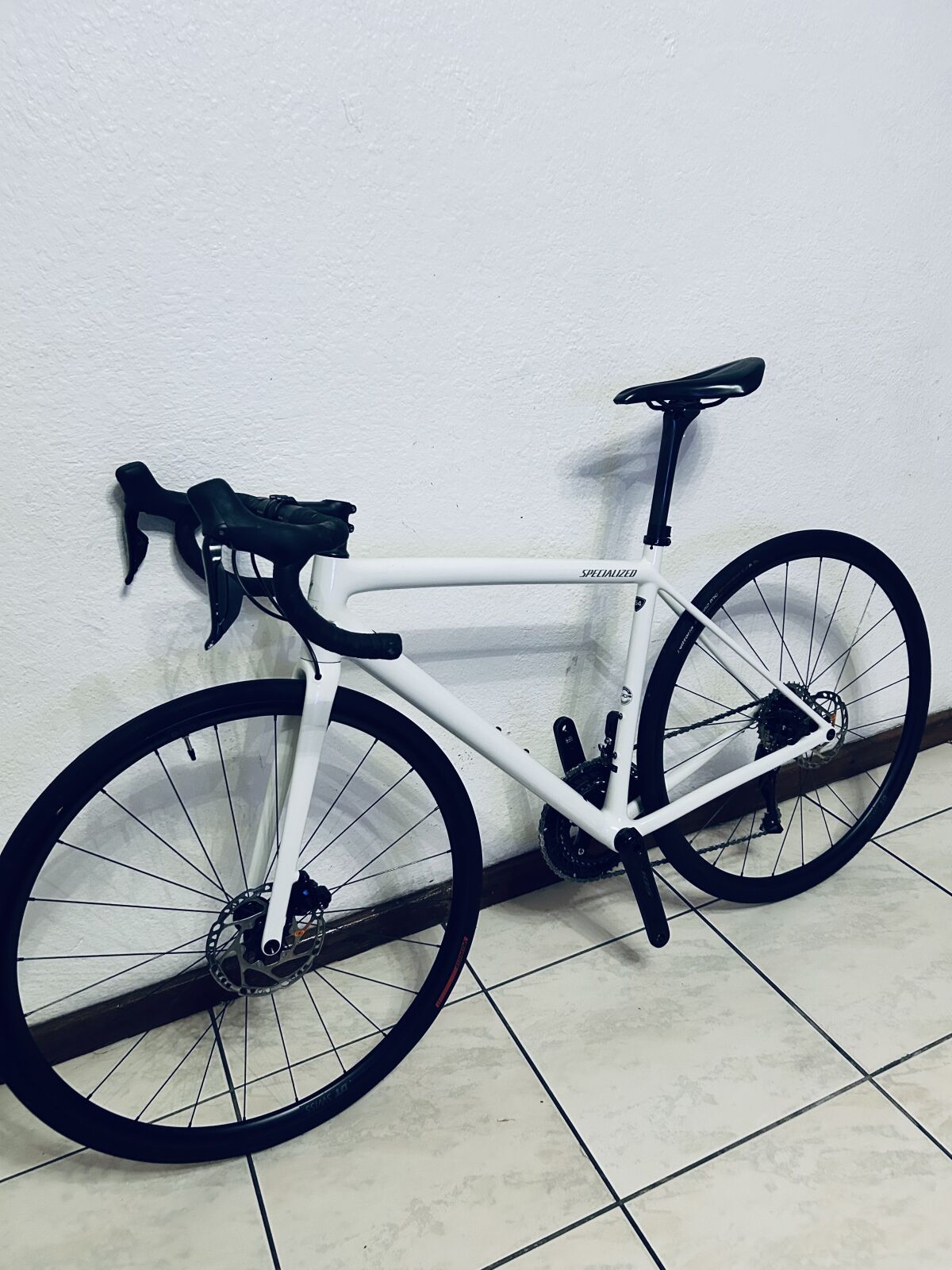Specialized Aethos 54 | Road Bikes | Bike Hub