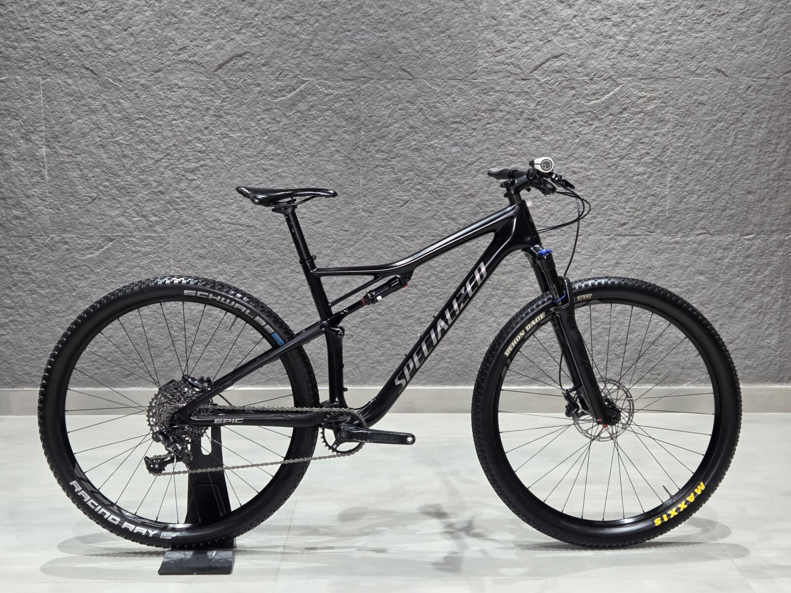 Specialized Epic Evo (M) **CARBON-ROCKSHOX** | Dual Suspension