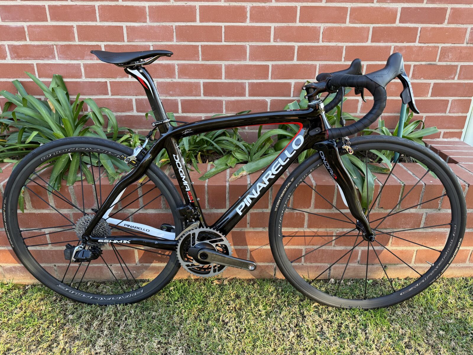 Pinarello Dogma 65.1 Think 2 | Road Bike Frames | Bike Hub