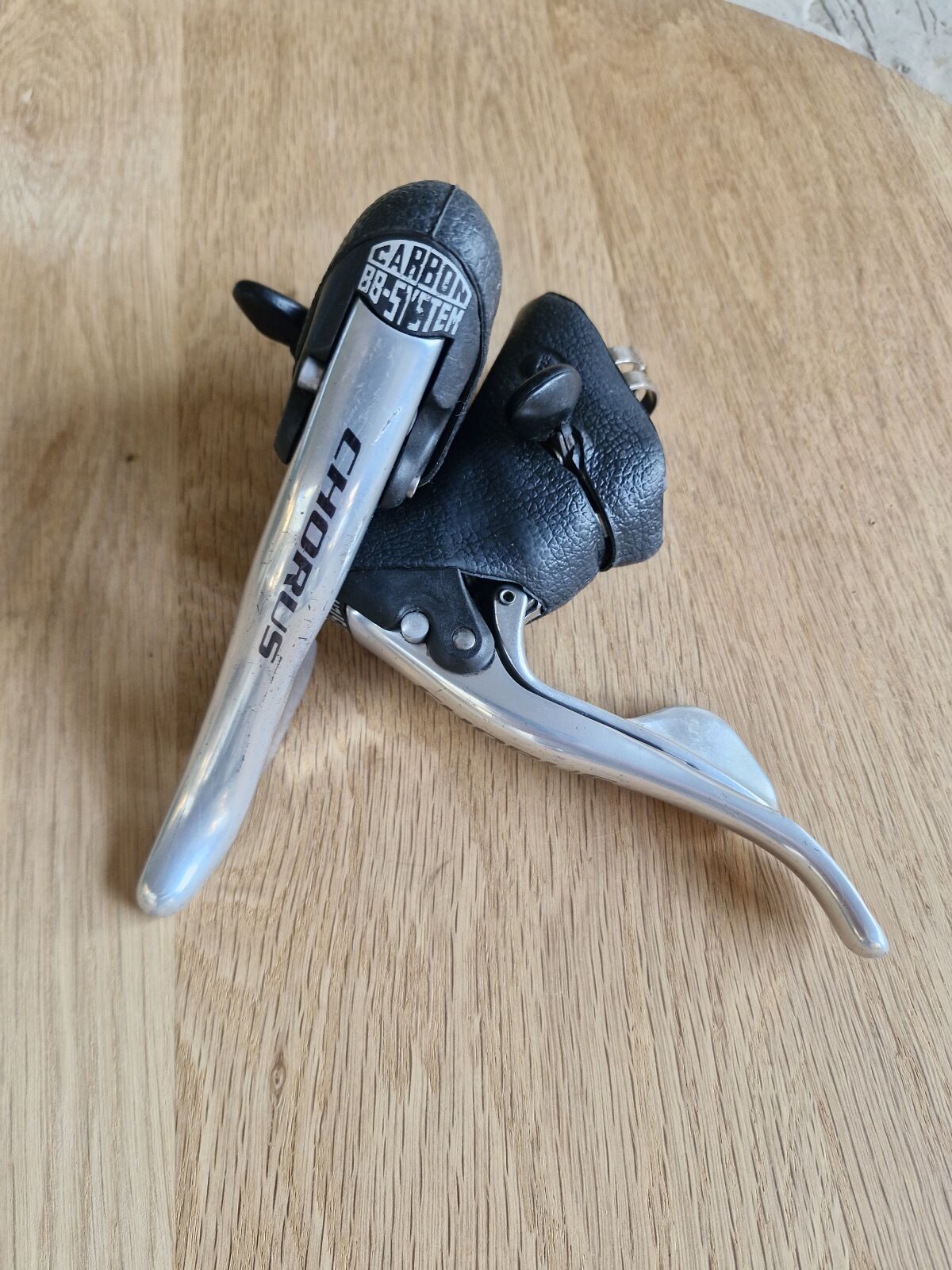 Campagnolo CHORUS 9spd shifters | Shifters | Bike Hub