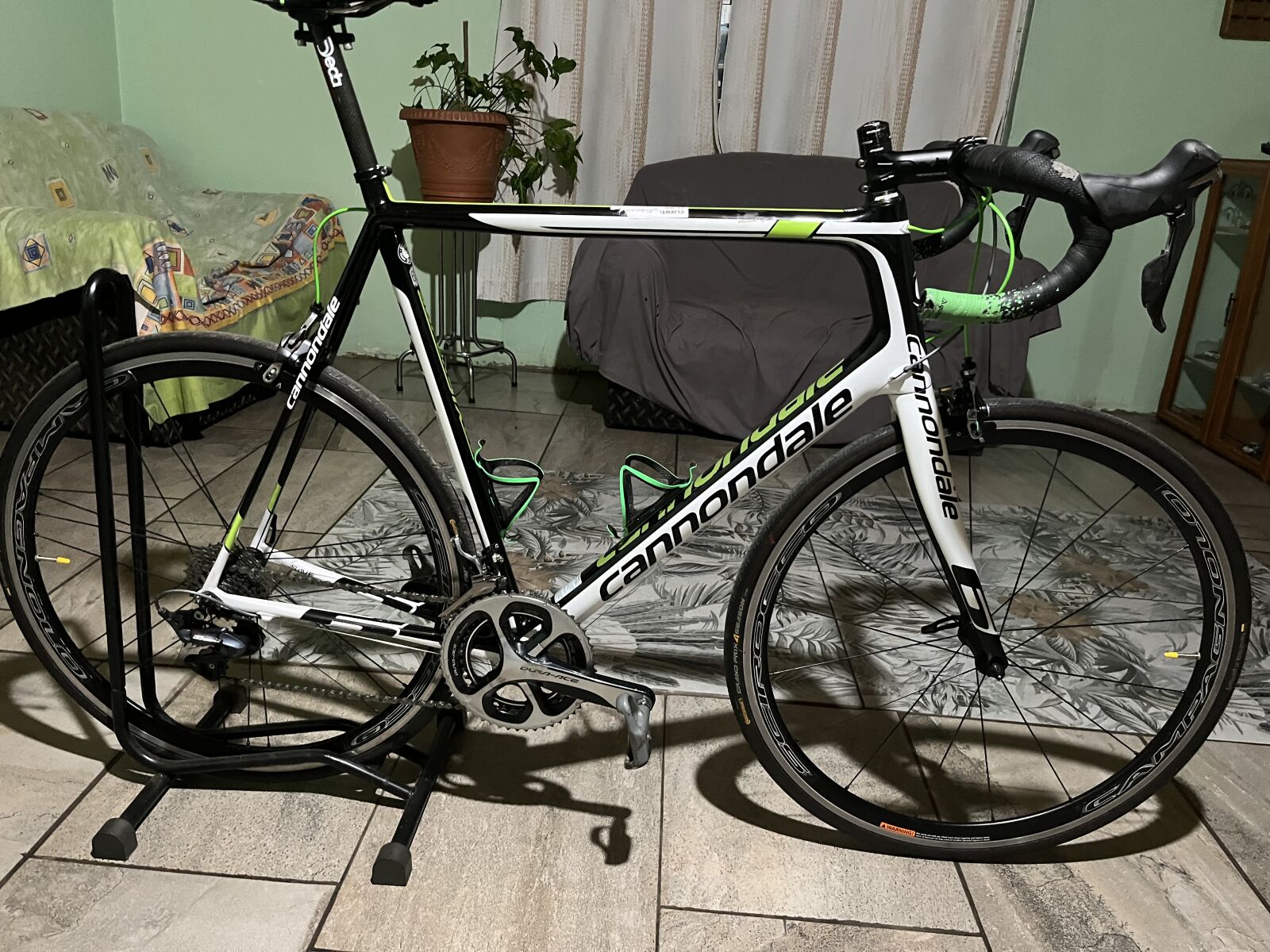 Cannondale SuperSix Evo Carbon Frame | Road Bike Frames | Bike Hub