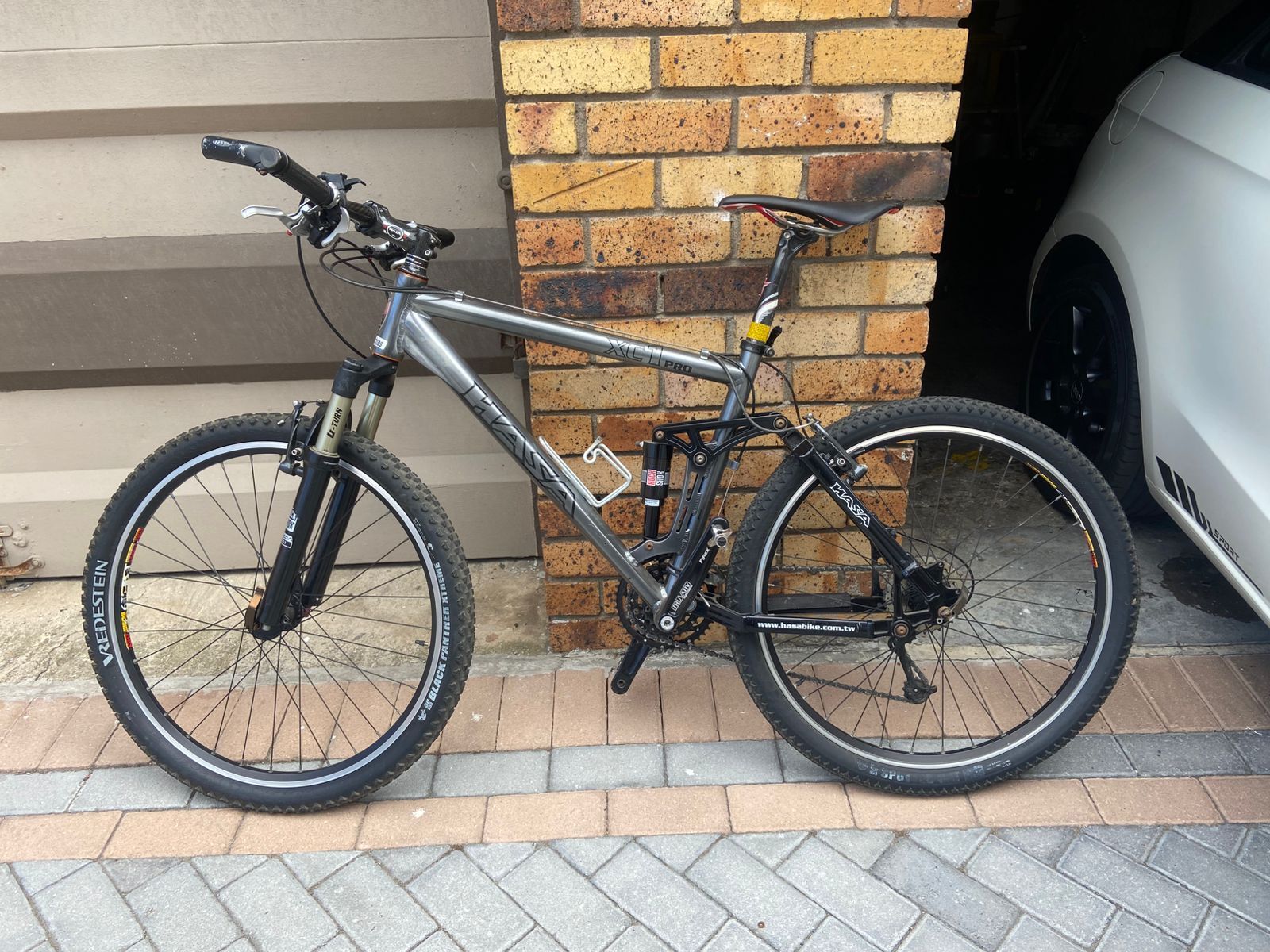 HASA XC1 PRO MOUNTAIN BIKE | Dual Suspension Mountain Bikes | Bike Hub