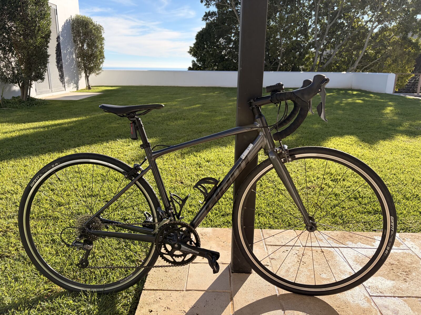 Small Giant Contend 3 | Road Bikes | Bike Hub