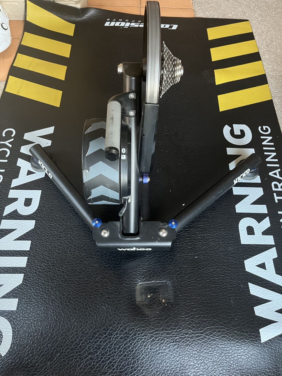 Wahoo kicker ver.4 ジャンク(ゆったん) Wahoo Kicker V4 incl training Matt | Indoor Trainers & Accessories