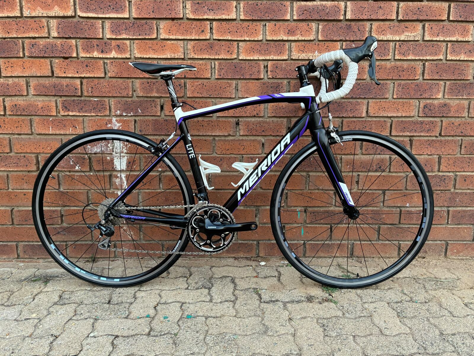 Merida Ride 94 Lite Road bike | Road Bikes | Bike Hub