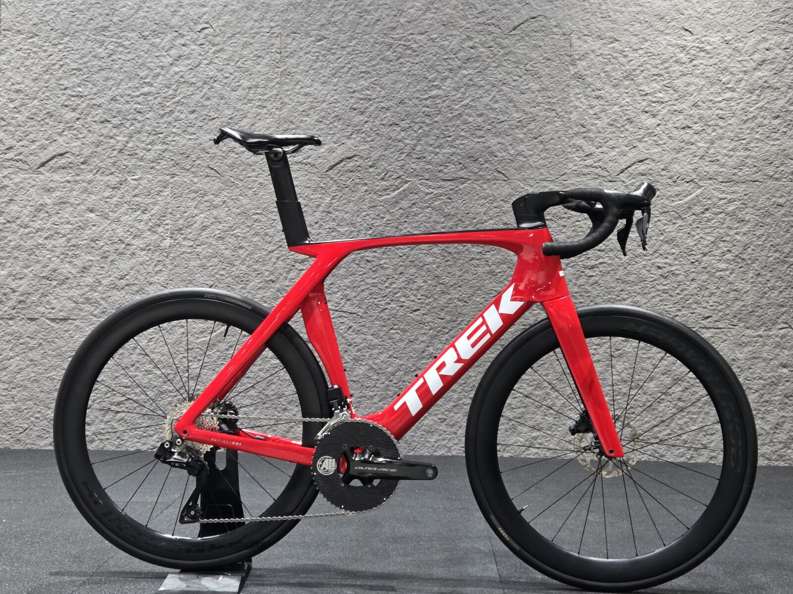 Trek Madone SLR 7 (60cm) *2024-CARBON+WHEELS-Di2* | Road Bikes