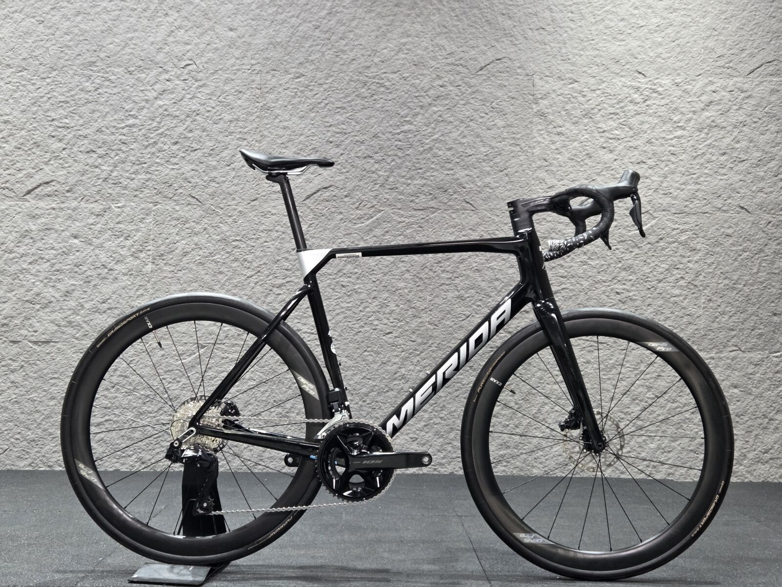 Merida SCULTURA 6000 (58cm) **CARBON+WHEELS-DI2** | Road Bikes