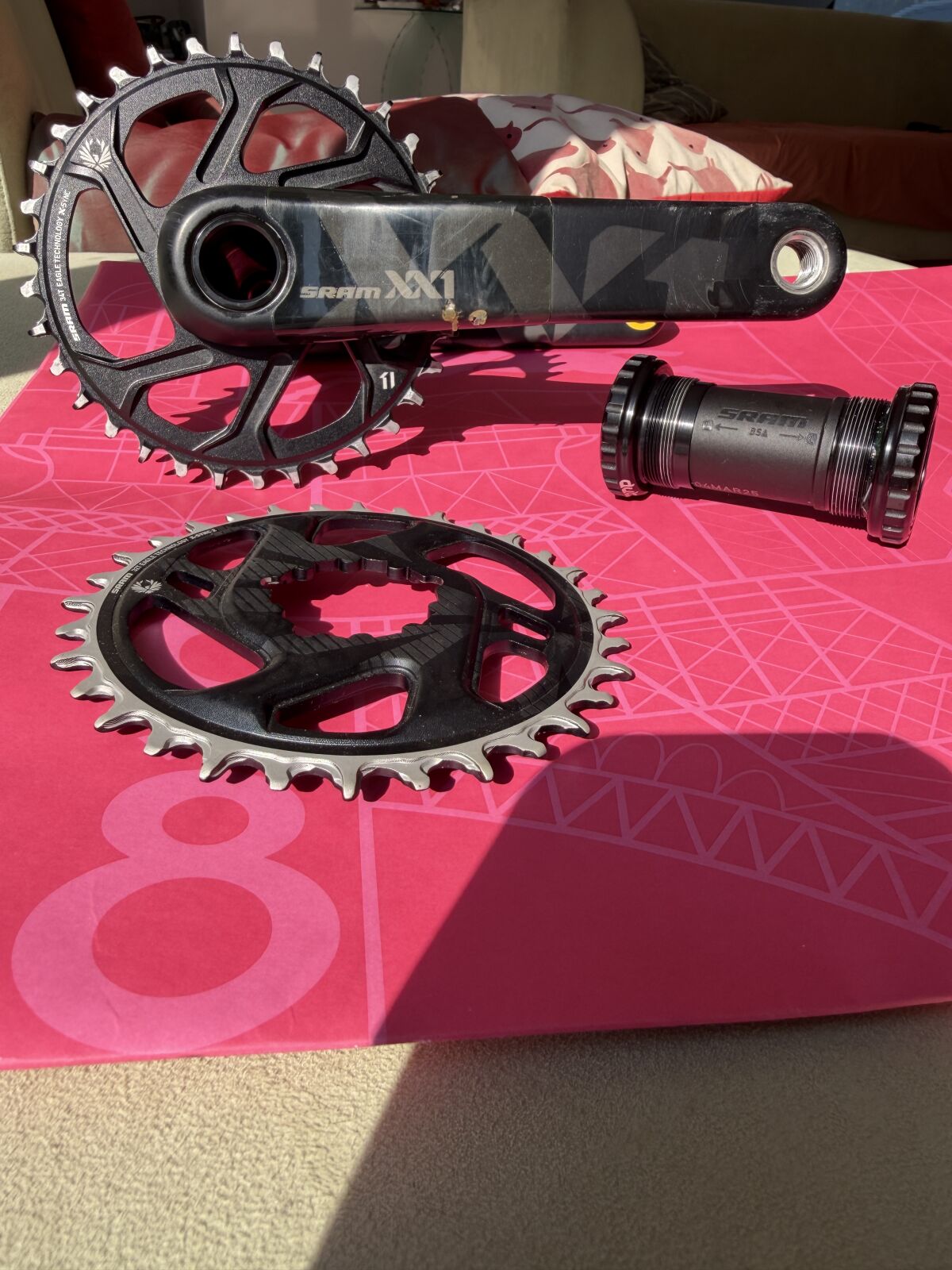 SRAM XX1 Carbon Crankset (175mm) with ChainR & BB | Cranksets