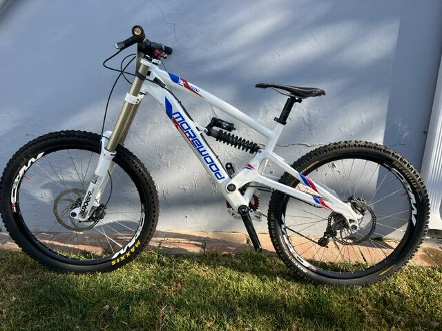 Morewood Downhill bike | Downhill Bikes | Bike Hub
