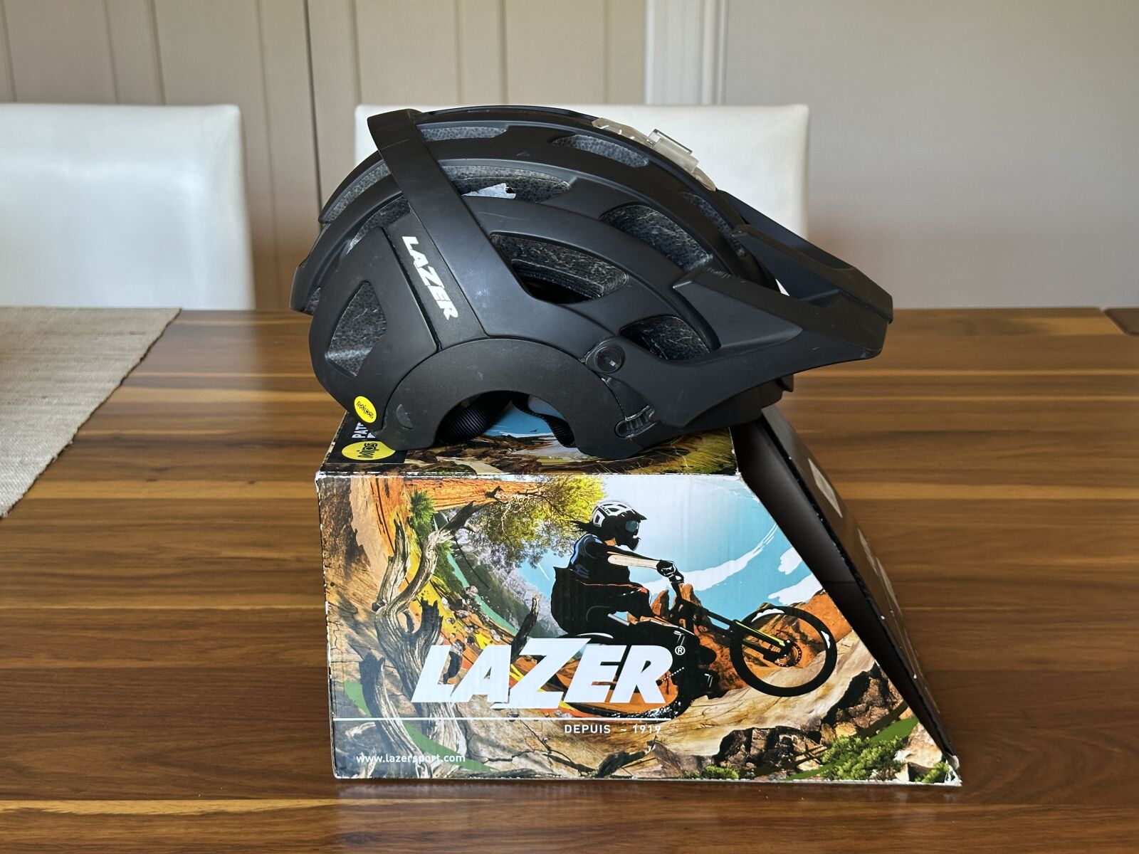 doughboy motorcycle helmet Mike's Pro Lids Flat Black LEXIN LX-B1 Motorcycle Helmet Color:Blue/Lime It is created to electric pump
