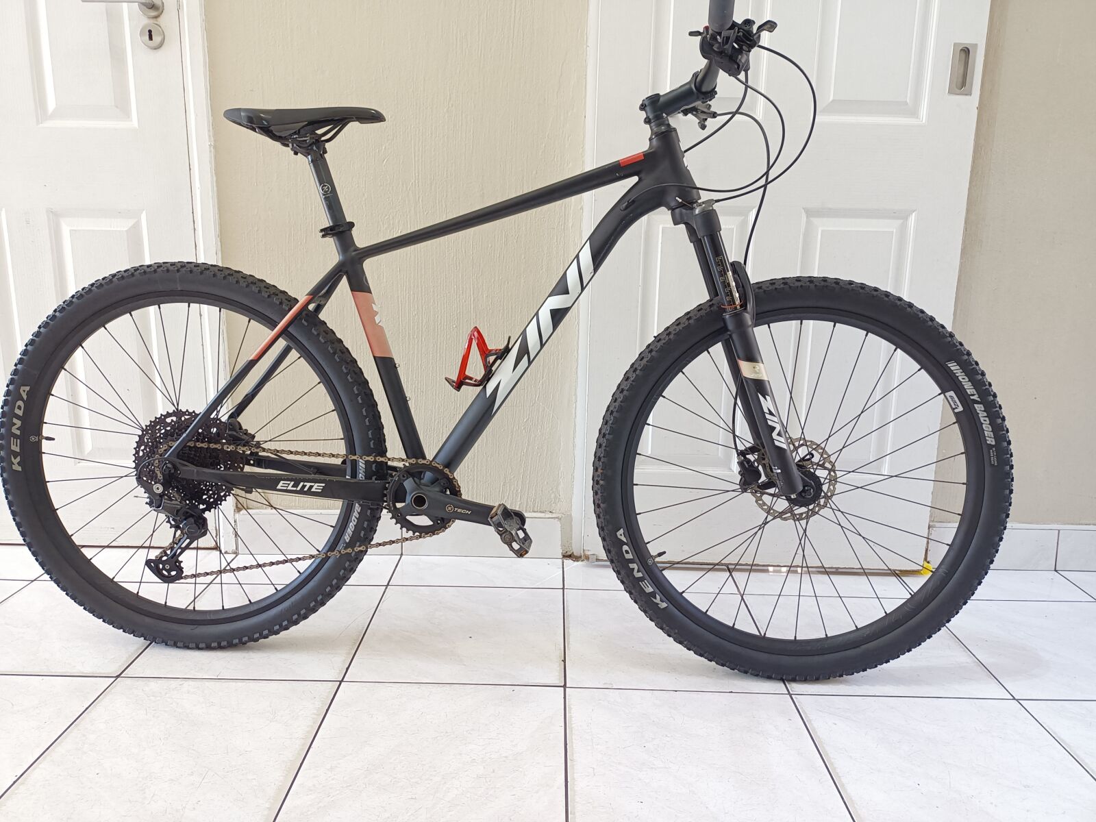 Zini Z29 Hard Tail MTB Large Frame | Hardtail Mountain Bikes