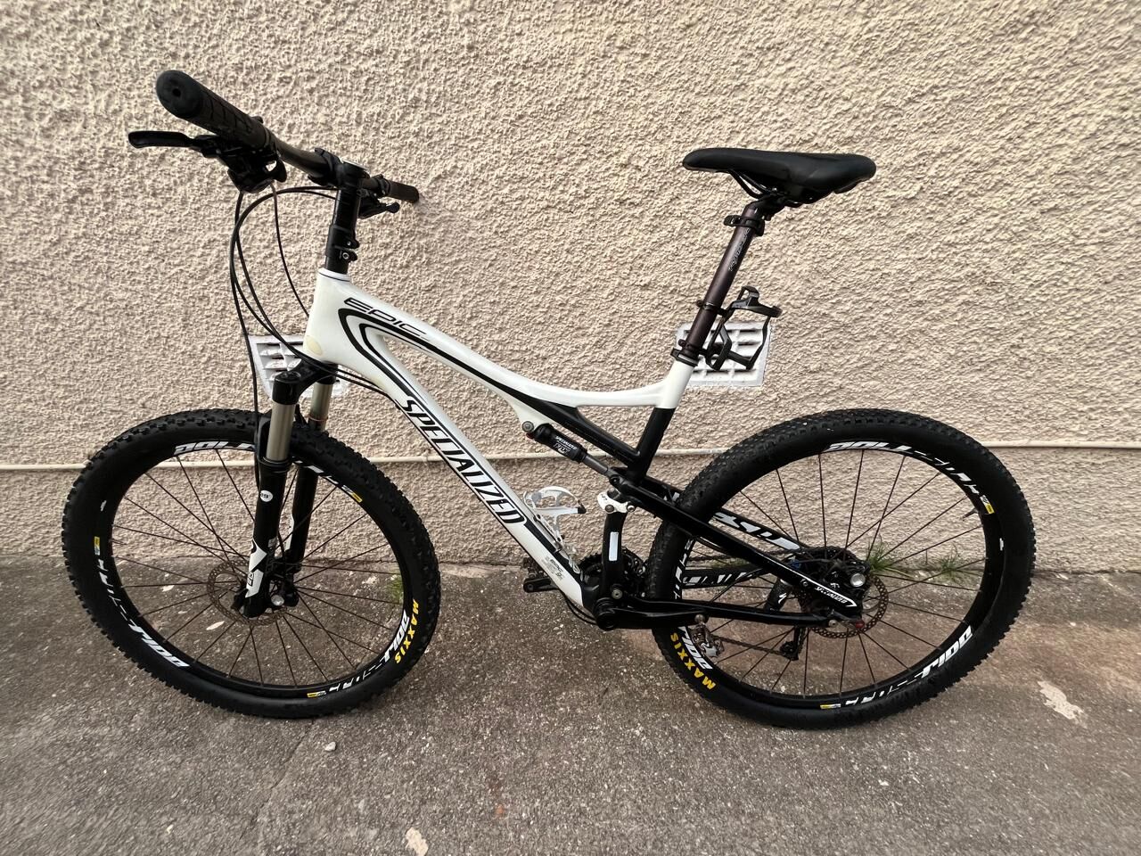 Specialized Epic | Dual Suspension Mountain Bikes | Bike Hub