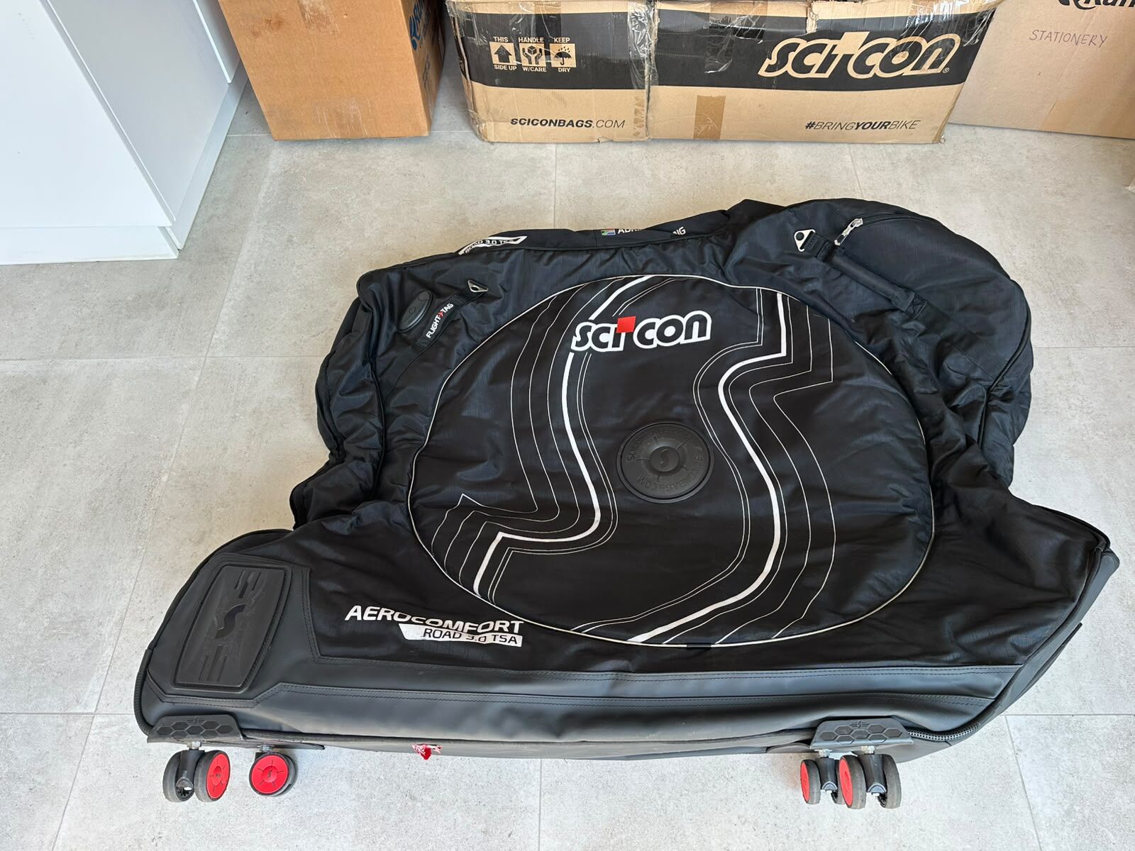 AEROCOMFORT 3.0 ROAD BIKE TRAVEL BAG