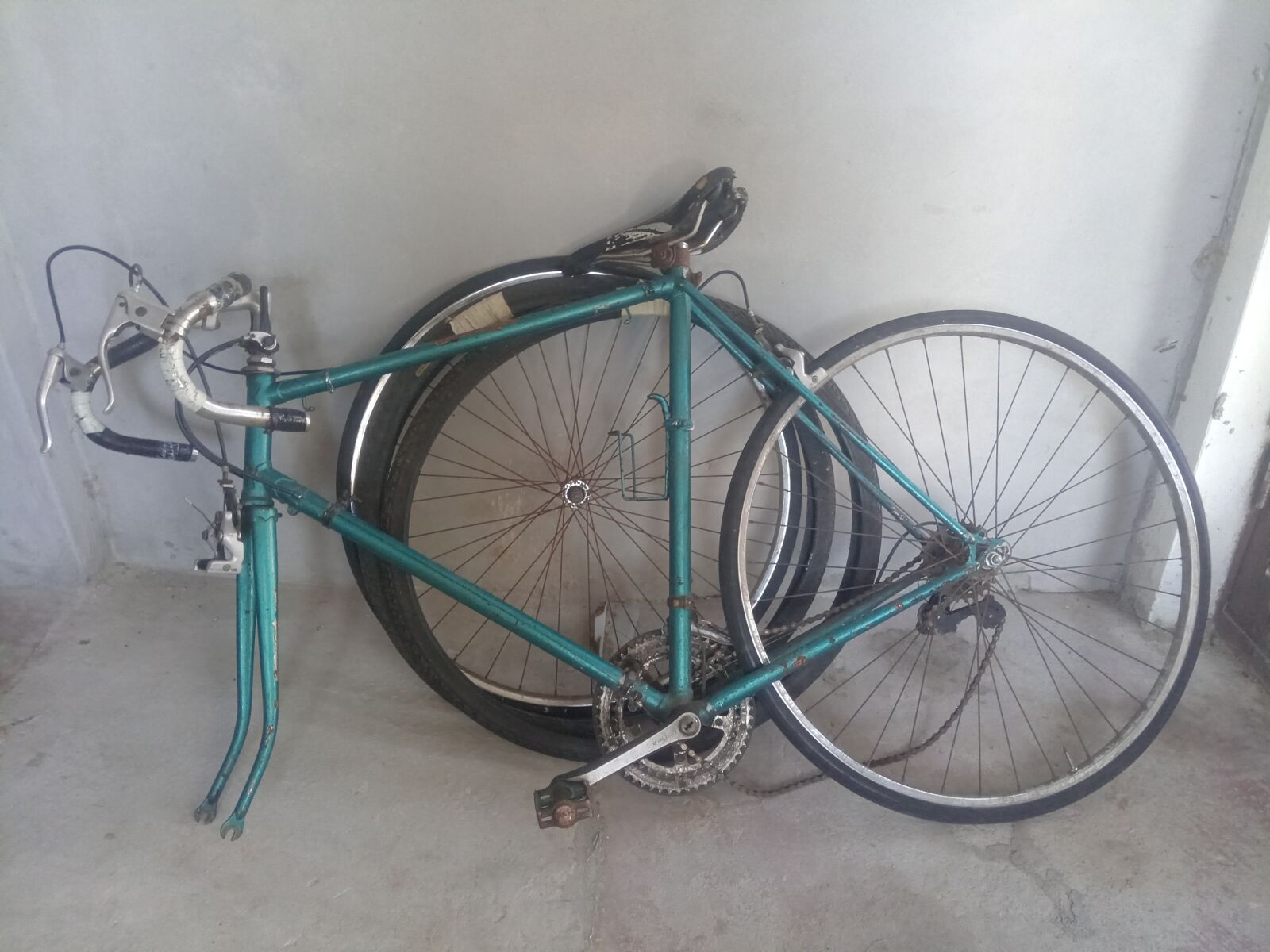 Vintage Peugeot bycicle for Urgent Sale | Road Bikes | Bike Hub