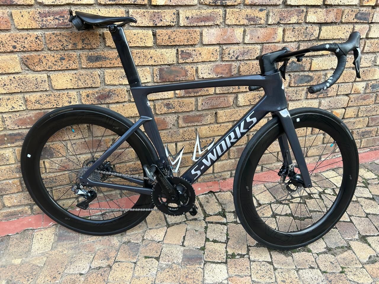 2020 Specialized SWORKS Venge Racing Machine | Road Bikes | Bike Hub
