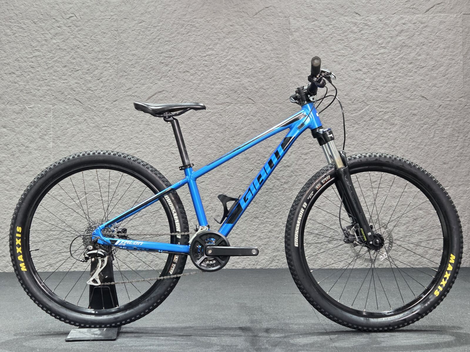Giant Talon 3 (XS) **SHIMANO** | Hardtail Mountain Bikes | Bike Hub