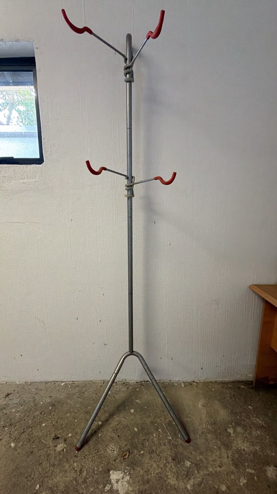 Clothes Racks For Rent Delta Donatello 2-Bike Gravity Stand | Bike Racks | Bike Hub